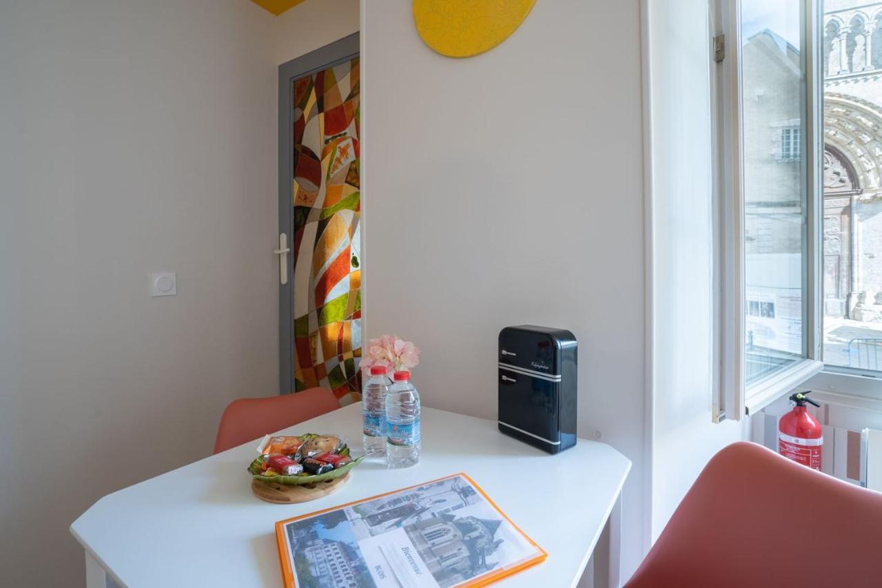 Superlogis Blois-Le Pitaya- Hypercentre Studio- Classe 3Etoiles Екстер'єр фото